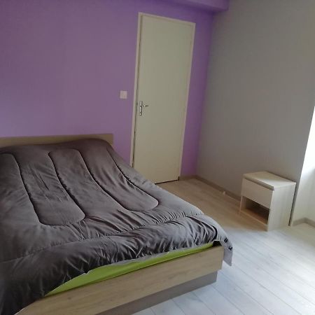 Maison A La Campagne Au Coeur Du Cantal Dept 15 Marmanhac Exteriör bild
