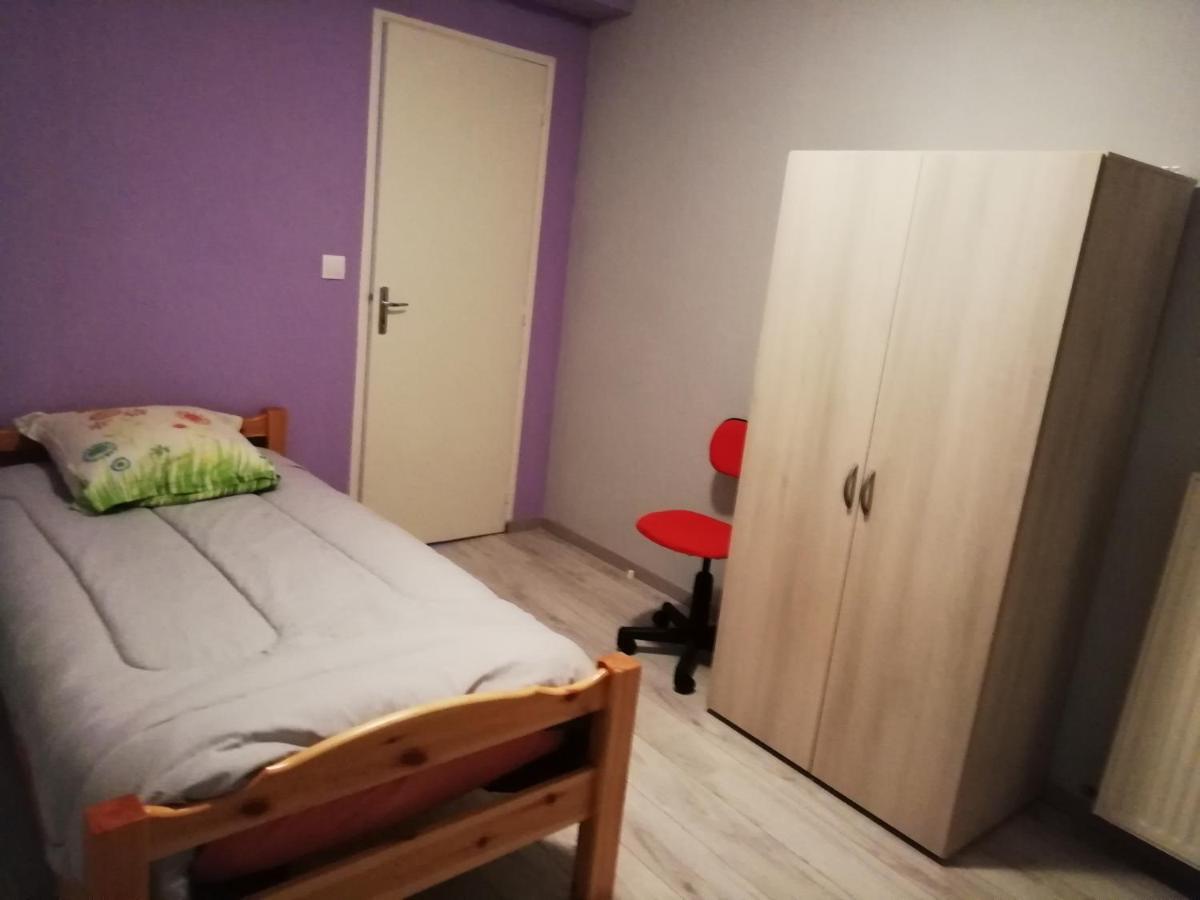 Maison A La Campagne Au Coeur Du Cantal Dept 15 Marmanhac Exteriör bild